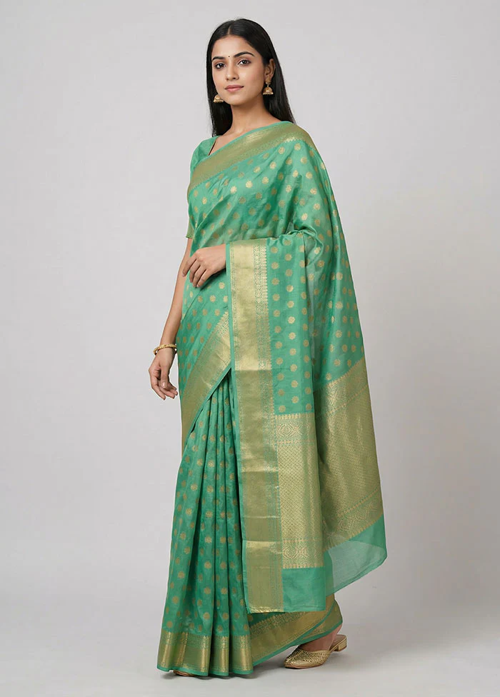 Green Cotton Saree With Blouse Piece