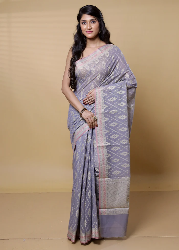 Green Cotton Saree With Blouse Piece - Image 2