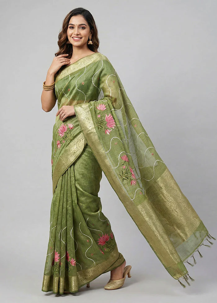 Green Cotton Saree With Blouse Piece