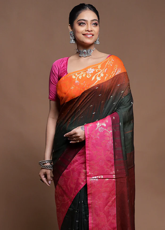 Green Cotton Saree With Blouse Piece - Image 2