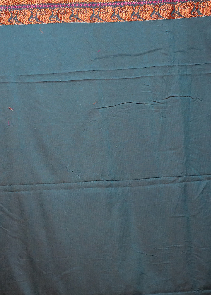 Green Cotton Saree With Blouse Piece - Image 5