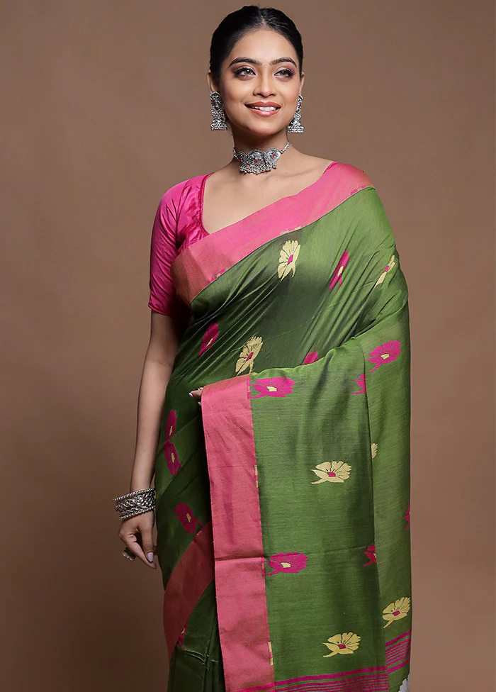 Green Cotton Saree With Blouse Piece - Image 2