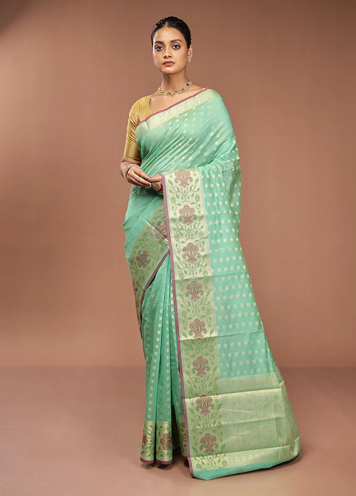 Green Cotton Saree With Blouse Piece - Image 2