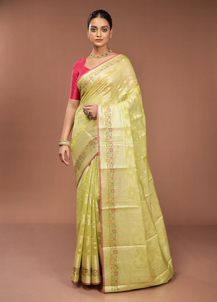 Green Cotton Saree With Blouse Piece - Image 2