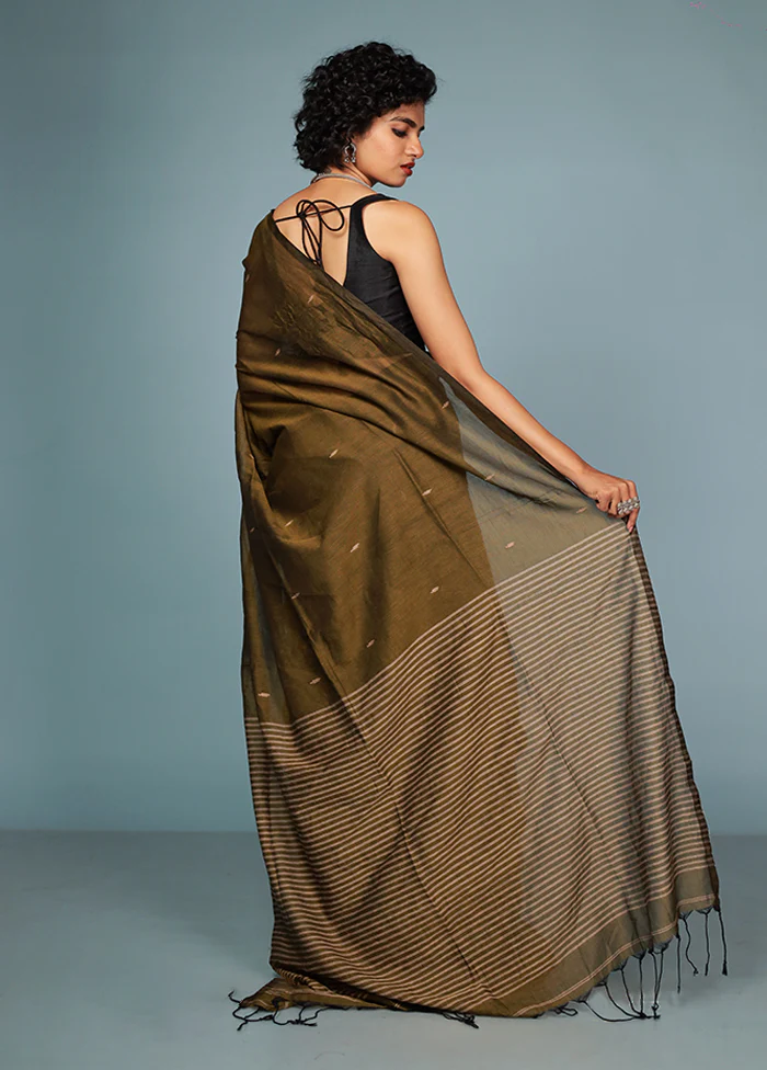 Green Cotton Saree With Blouse Piece - Image 3