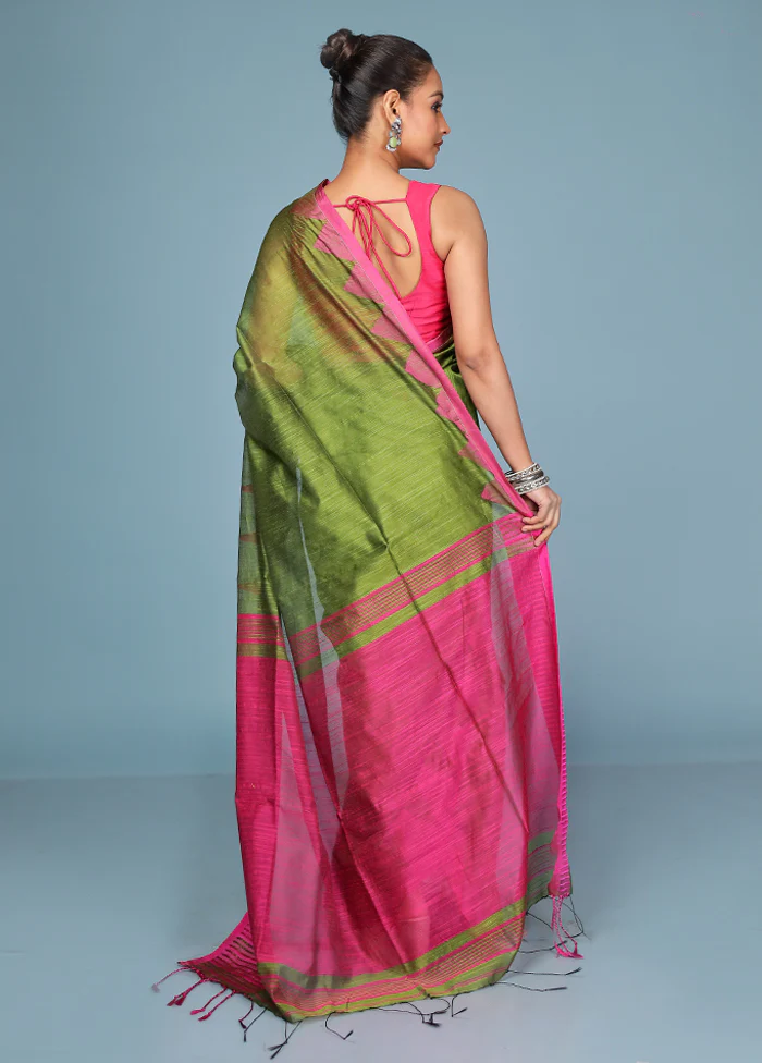 Green Cotton Saree With Blouse Piece - Image 3