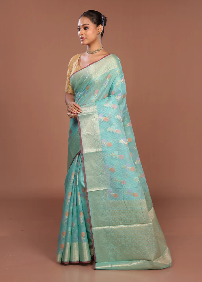 Green Cotton Saree With Blouse Piece - Image 4