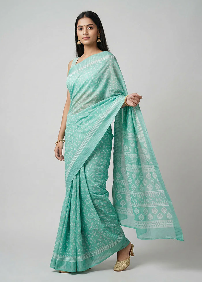 Green Cotton Saree With Blouse Piece
