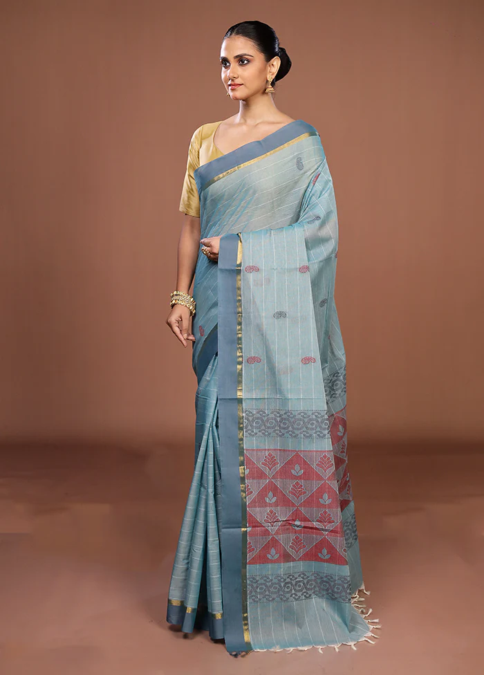 Green Cotton Saree With Blouse Piece - Image 4