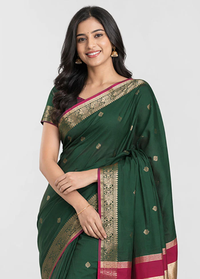 Green Cotton Saree With Blouse Piece - Image 2