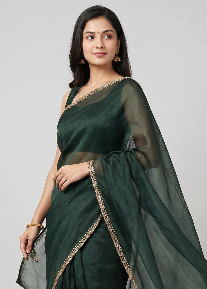 Green Crushed Tissue Saree With Blouse Piece - Image 2