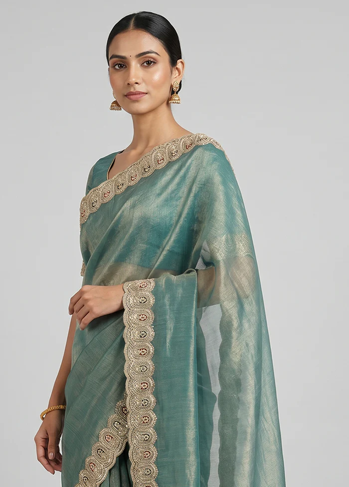 Green Crushed Tissue Saree With Blouse Piece - Image 2