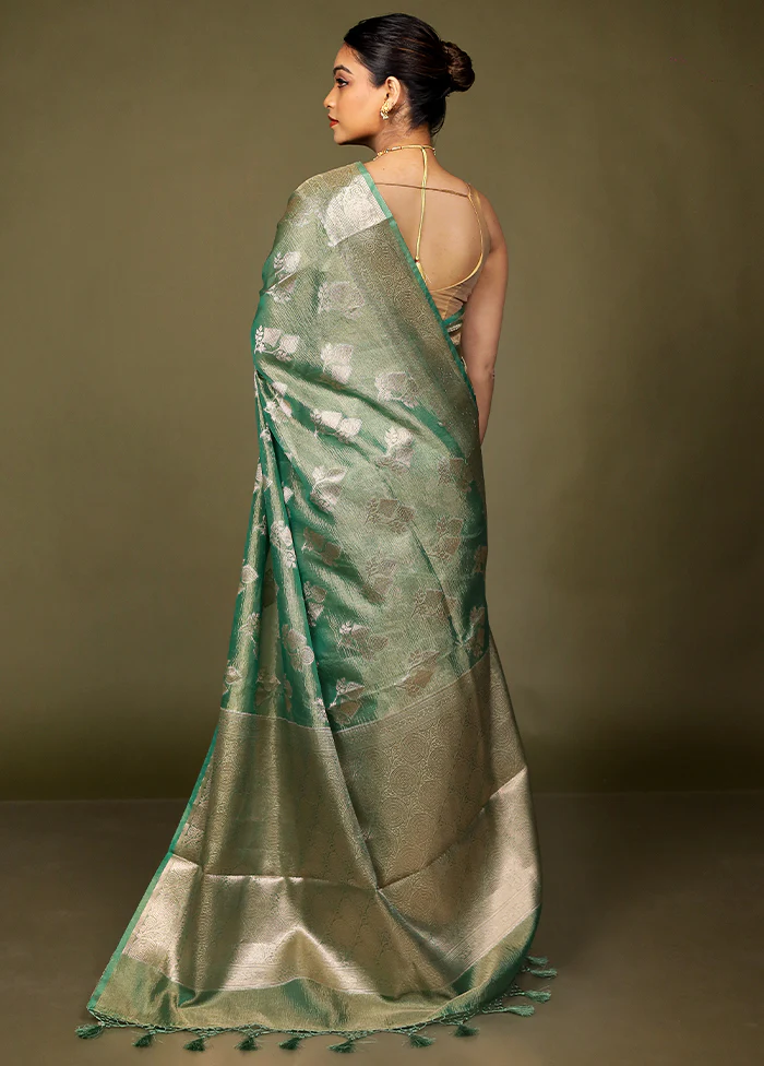 Green Crushed Tissue Silk Saree With Blouse Piece - Image 3