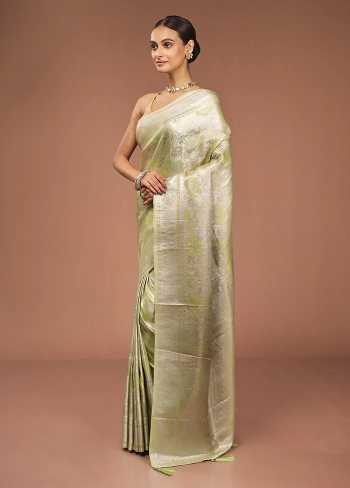 Green Dupion Silk Saree With Blouse Piece - Image 4