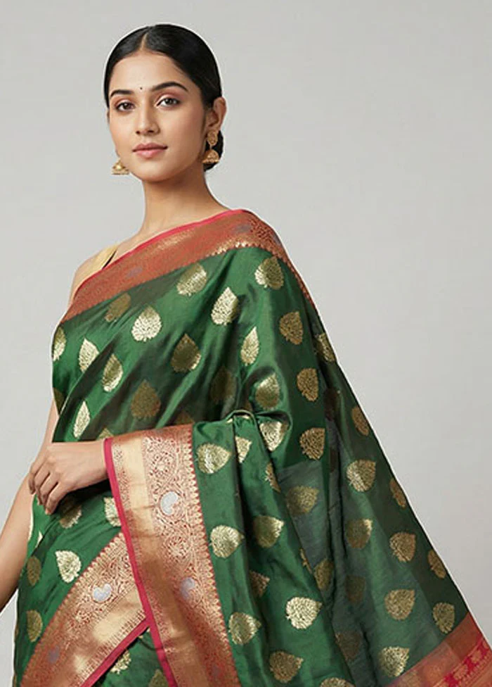 Green Dupion Silk Saree With Blouse Piece - Image 2