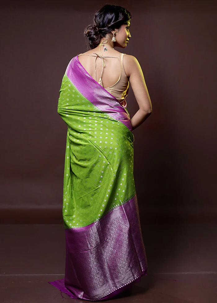 Green Dupion Silk Saree With Blouse Piece - Image 3