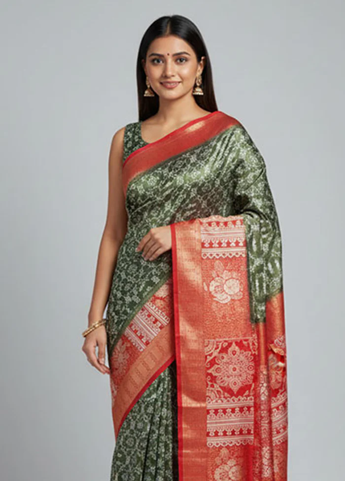 Green Dupion Silk Saree With Blouse Piece - Image 2