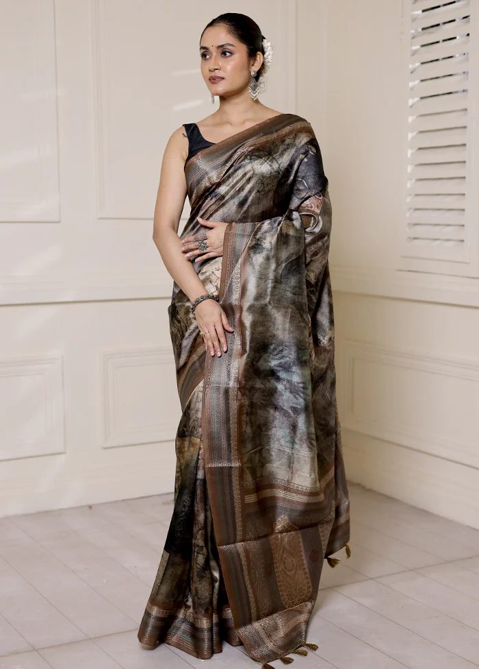 Green Dupion Silk Saree With Blouse Piece - Image 2
