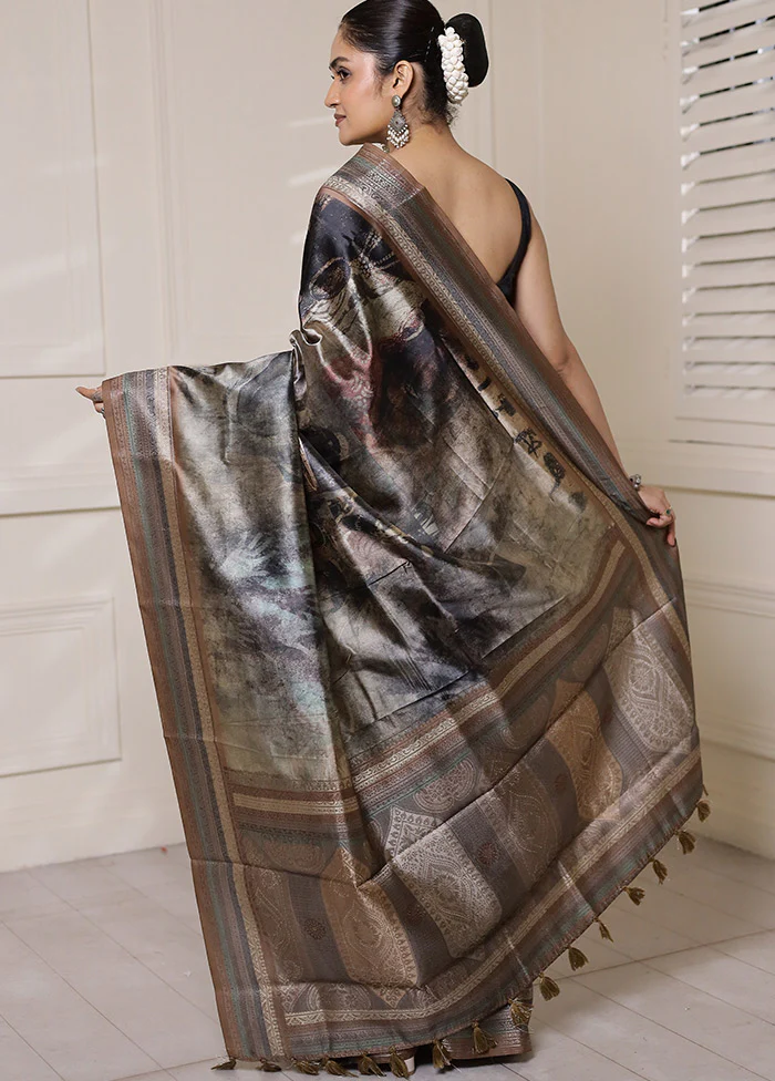 Green Dupion Silk Saree With Blouse Piece - Image 3