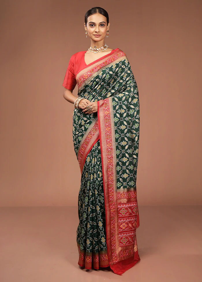 Green Dupion Silk Saree With Blouse Piece - Image 2