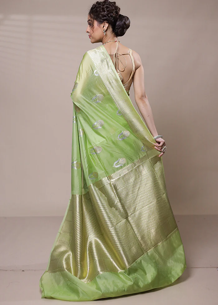 Green Dupion Silk Saree With Blouse Piece - Image 3