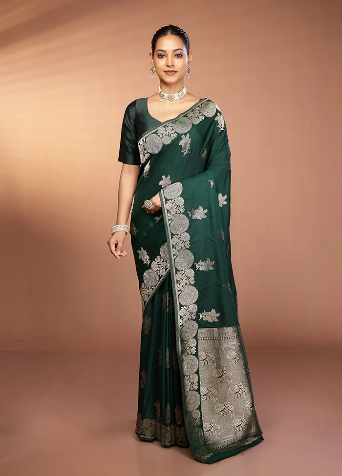 Green Dupion Silk Saree With Blouse Piece - Image 2