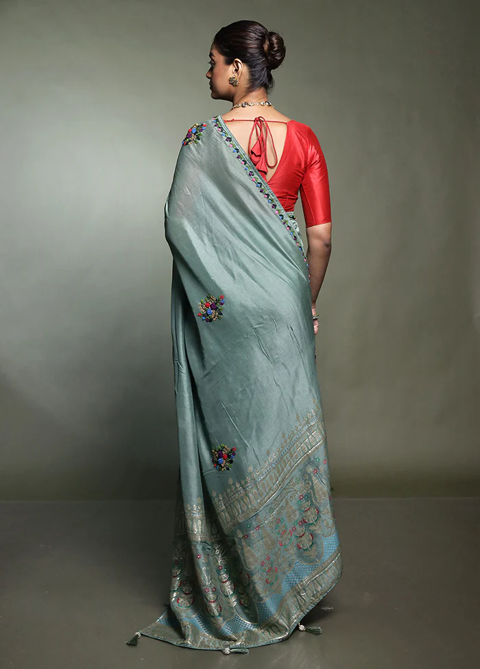 Green Dupion Silk Saree With Blouse Piece - Image 3