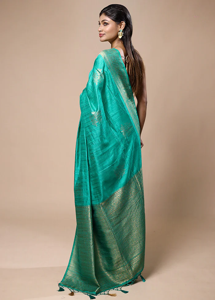 Green Dupion Silk Saree With Blouse Piece - Image 3