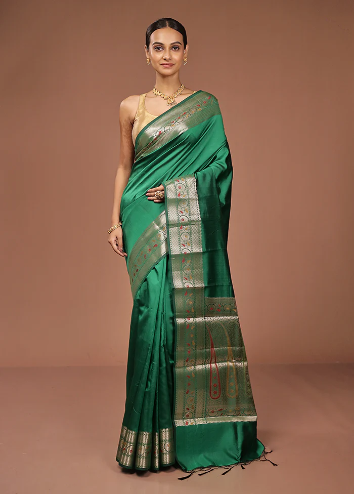 Green Dupion Silk Saree With Blouse Piece - Image 2