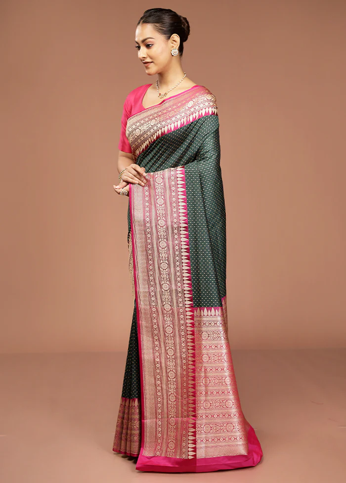 Green Dupion Silk Saree With Blouse Piece - Image 4