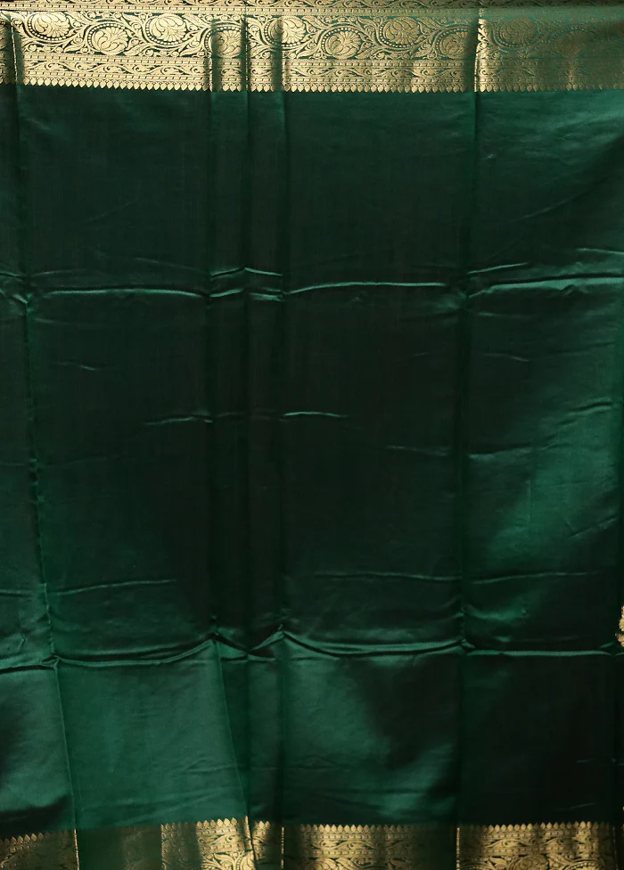 Green Dupion Silk Saree With Blouse Piece - Image 5
