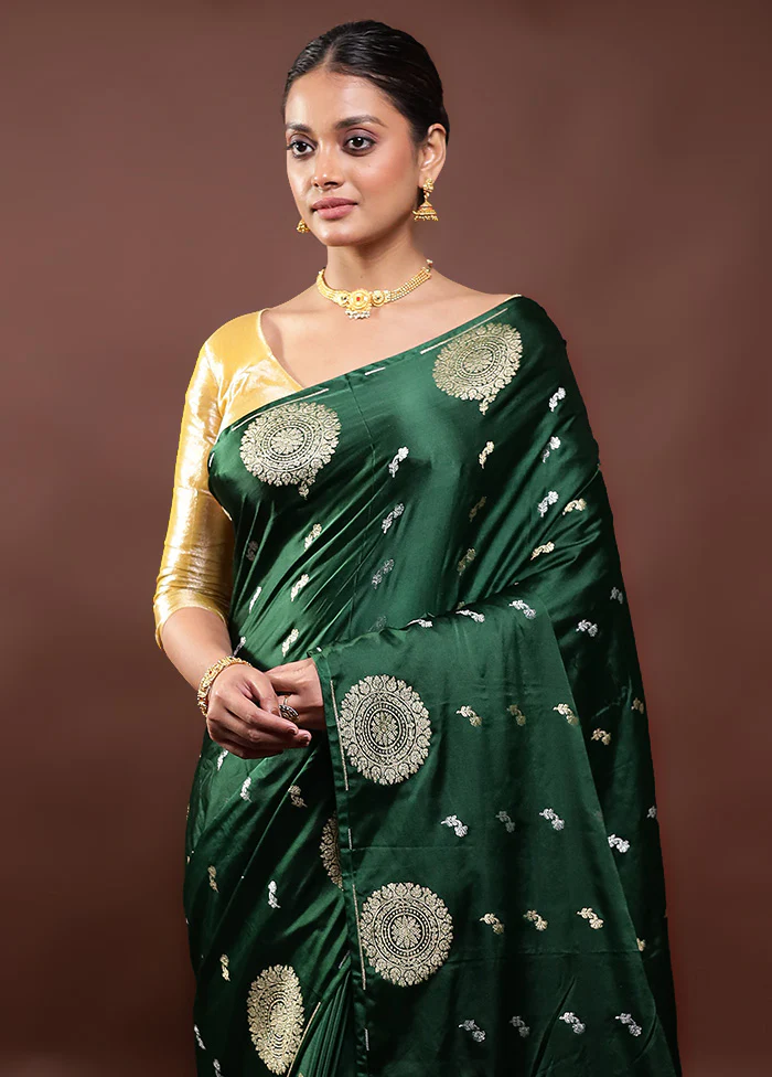 Green Dupion Silk Saree With Blouse Piece - Image 2