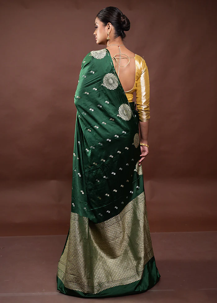 Green Dupion Silk Saree With Blouse Piece - Image 3