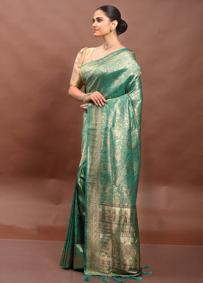 Green Dupion Silk Saree With Blouse Piece - Image 4