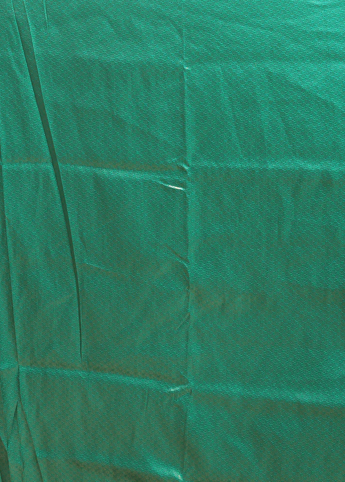 Green Dupion Silk Saree With Blouse Piece - Image 5