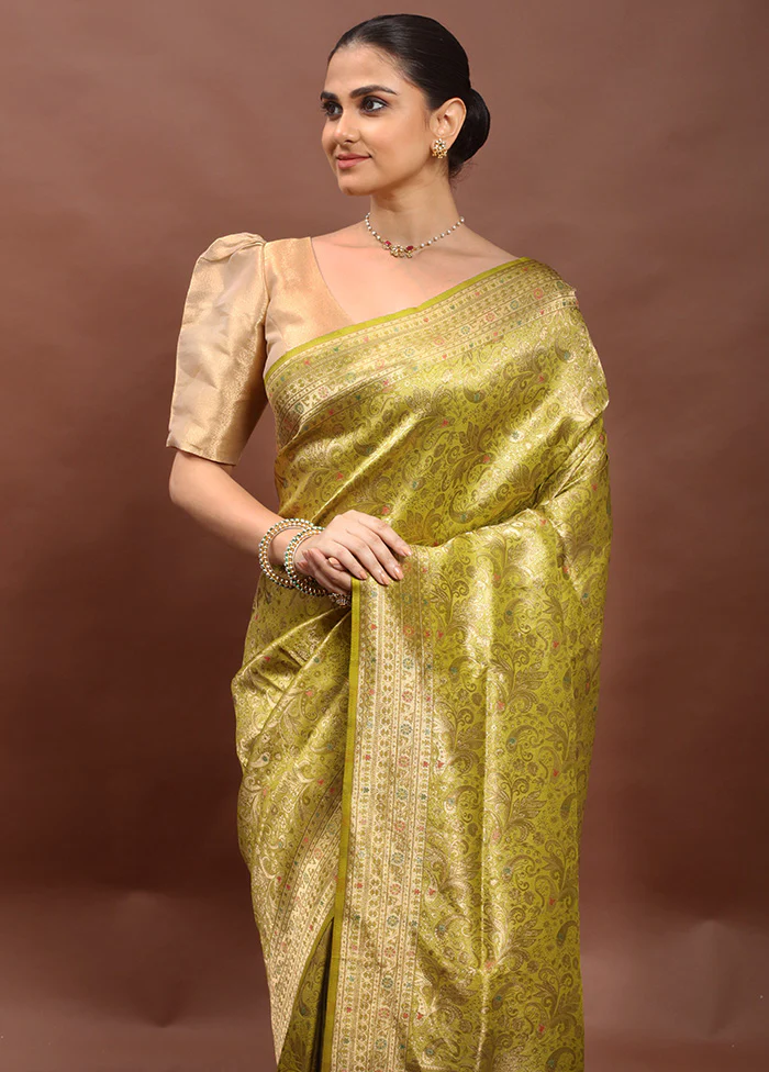 Green Dupion Silk Saree With Blouse Piece - Image 2