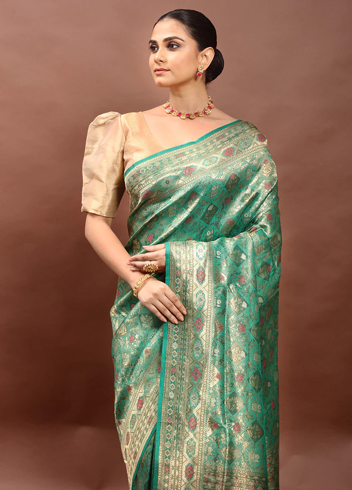 Green Dupion Silk Saree With Blouse Piece - Image 2