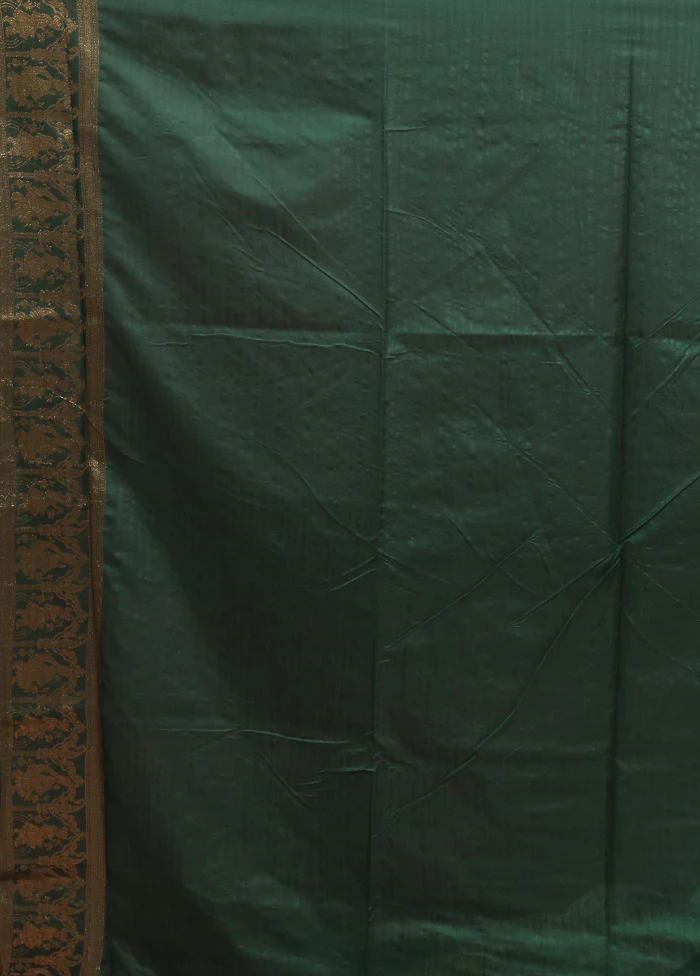 Green Dupion Silk Saree With Blouse Piece - Image 5