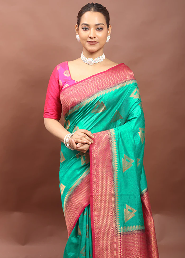 Green Dupion Silk Saree With Blouse Piece - Image 2