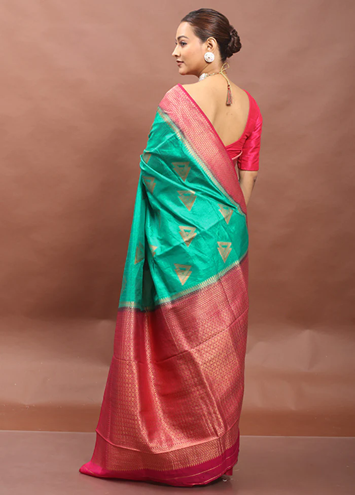 Green Dupion Silk Saree With Blouse Piece - Image 3