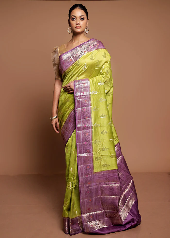 Green Dupion Silk Saree With Blouse Piece