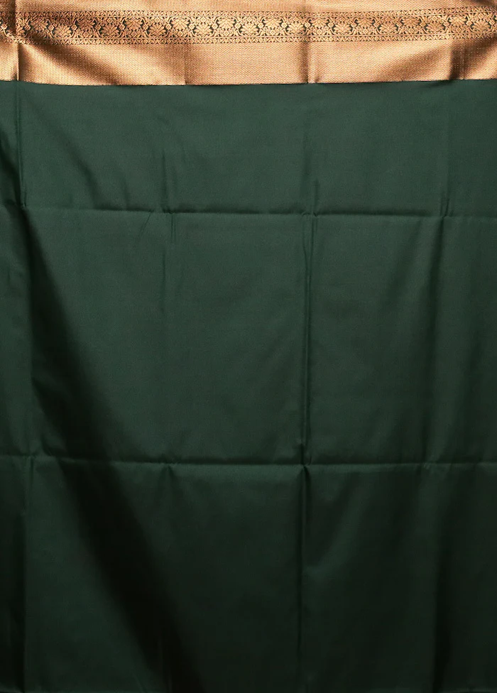 Green Dupion Silk Saree With Blouse Piece - Image 5