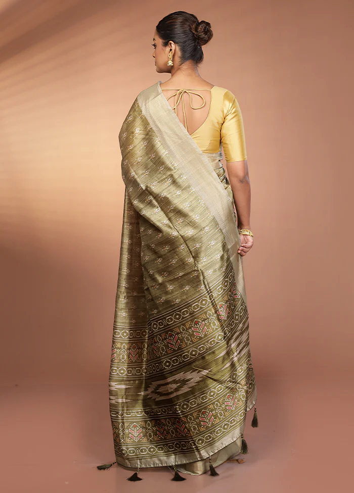 Green Dupion Silk Saree With Blouse Piece - Image 3