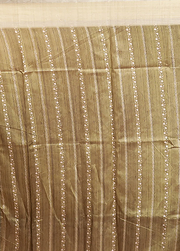 Green Dupion Silk Saree With Blouse Piece - Image 5