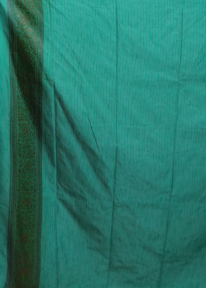 Green Dupion Silk Saree With Blouse Piece - Image 5