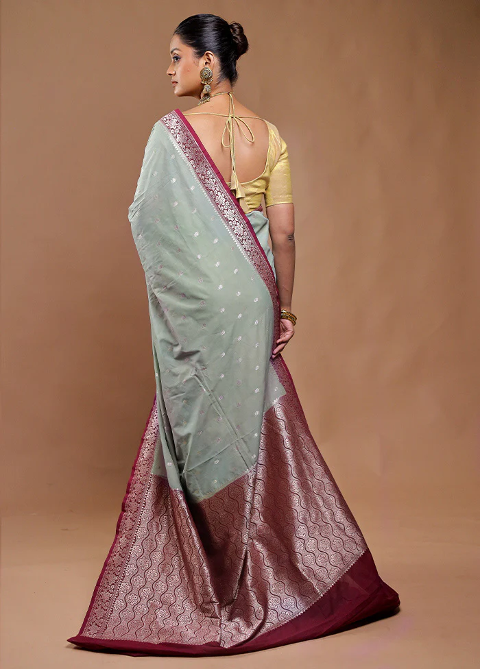 Green Dupion Silk Saree With Blouse Piece - Image 3