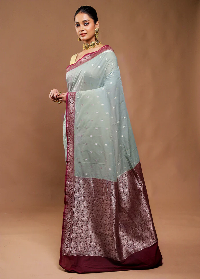 Green Dupion Silk Saree With Blouse Piece - Image 4