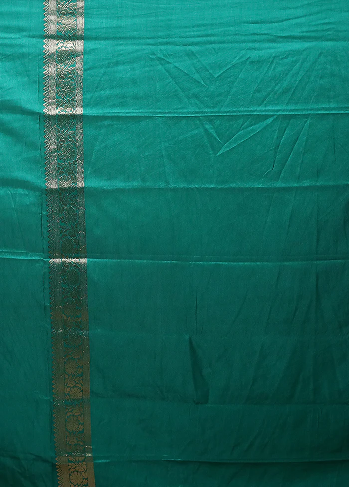 Green Dupion Silk Saree With Blouse Piece - Image 5