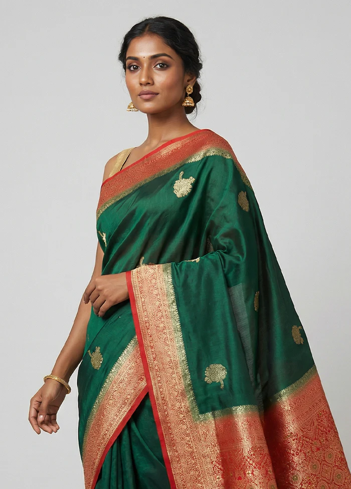 Green Dupion Silk Saree With Blouse Piece - Image 2
