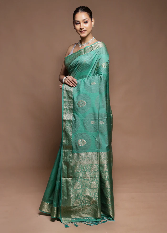 Green Dupion Silk Saree With Blouse Piece - Image 4